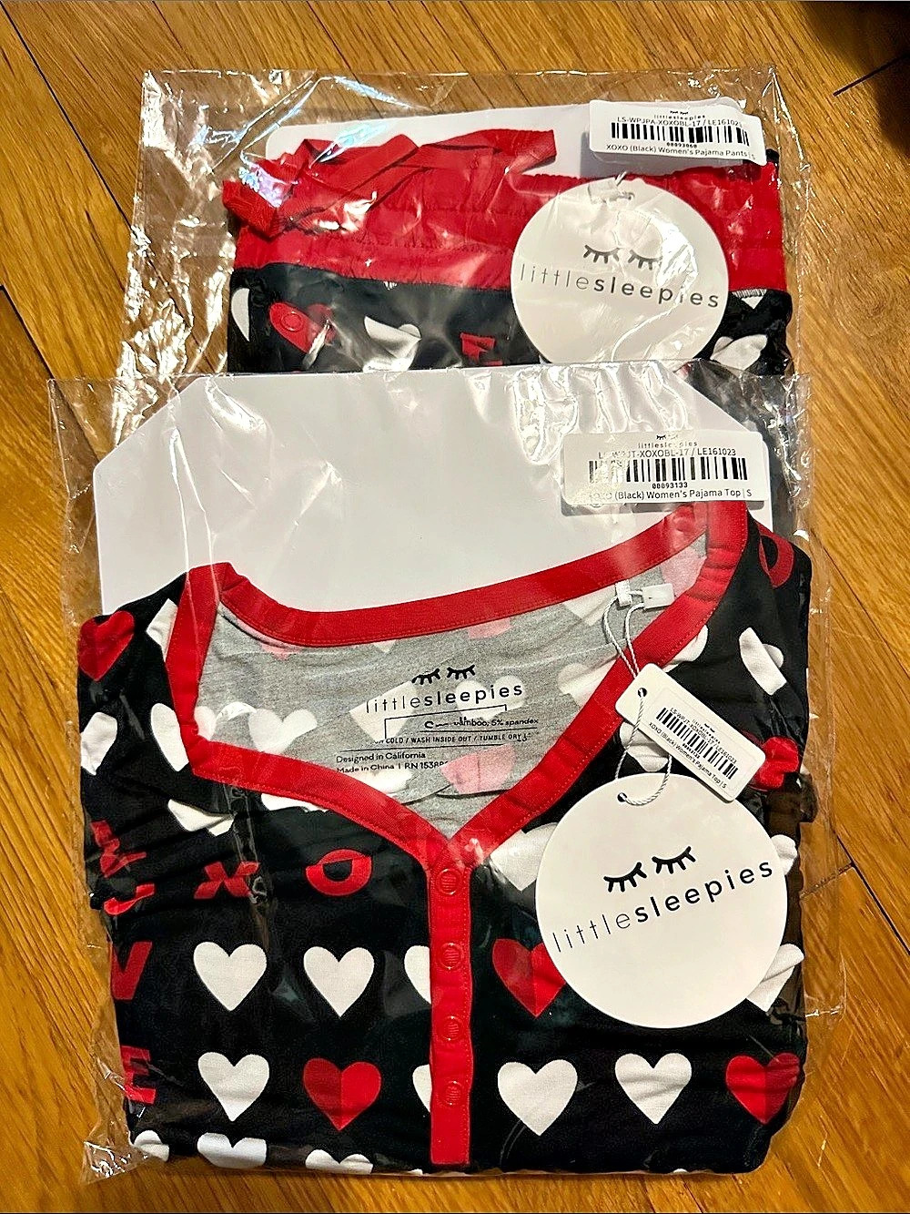 Little Sleepies Heart Print Pajama Set Size small NWT and never taken out of the